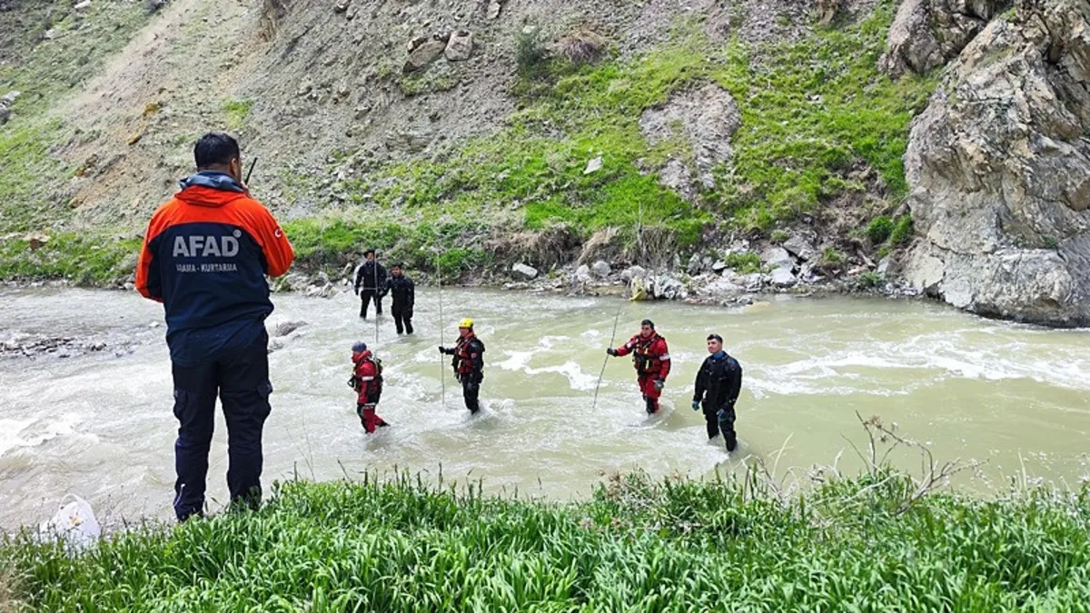 Hakkari'de kayıp kadın her yerde aranıyor!