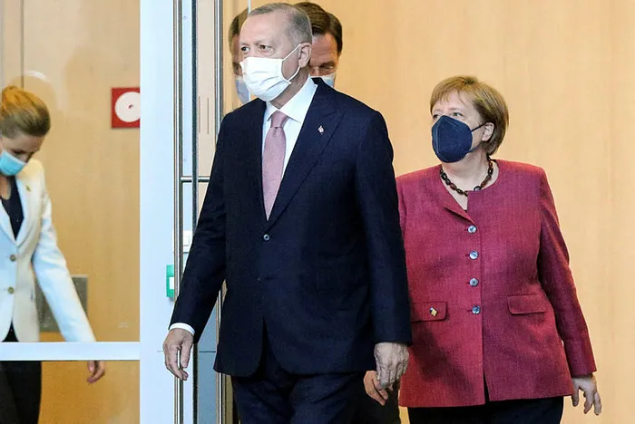 Son dakika: Almanya Başbakanı Angela Merkel'den flaş Türkiye açıklaması - 1