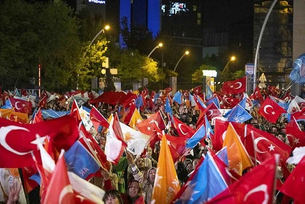 baskan-erdogandan-28-mayis-mesaji-turkiye-yuzyilinin-mujdecisi-haline-getirecegiz-1684219540045.jpeg Başkan Erdoğan'dan 28 Mayıs mesajı: Türkiye Yüzyılı'nın müjdecisi haline getireceğiz - 3
