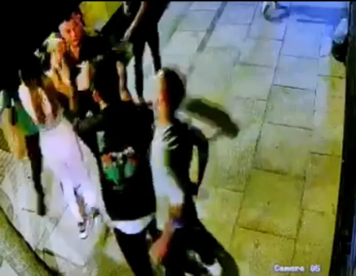 Serkan'ın öldürüldüğü 'yan bakma' kavgası kamerada! İşte dehşet anları - 5