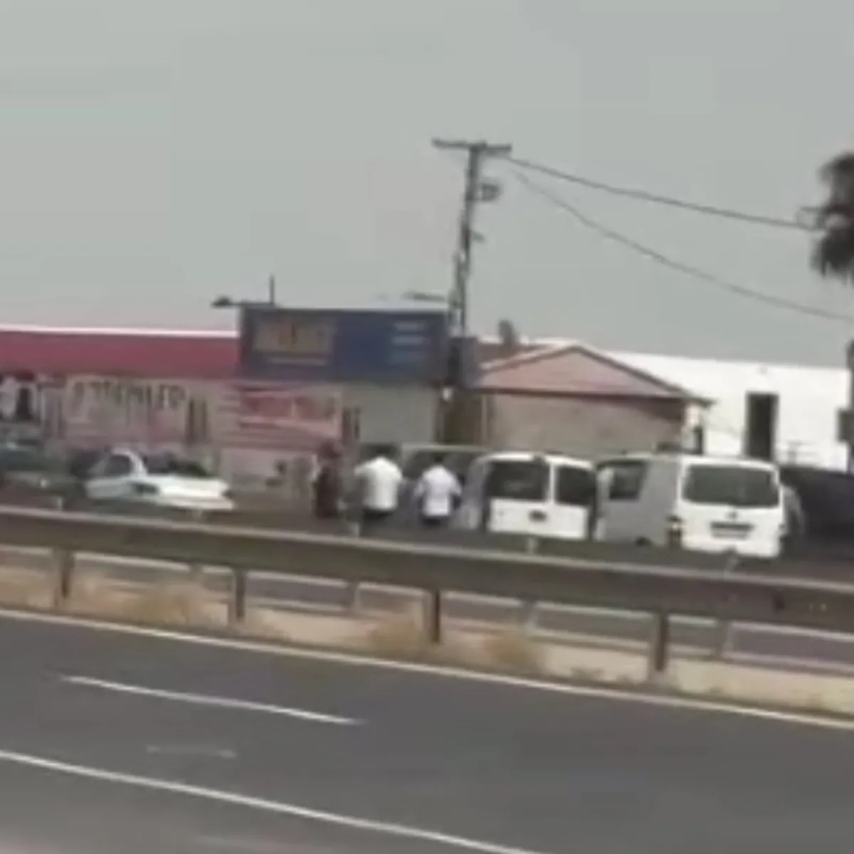 Ailelerin yol verme kavgasında kan aktı: 2 ölü, 7 yaralı