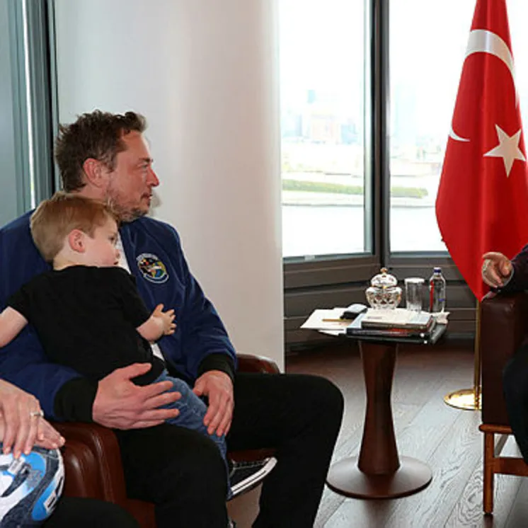 Başkan Erdoğan Elon Musk ile görüştü