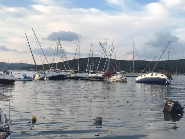 Son dakika: İzmir'deki deprem soruşturmasında 7 tutuklama - 7