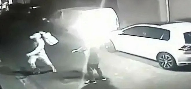 Bayrampaşa'da berbere motoloflu saldırı! Polis çalışma başlattı