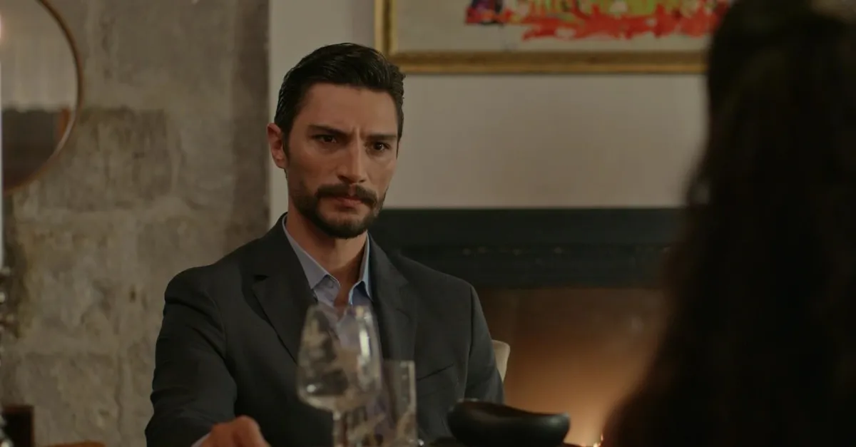 Safir 11. bölüm fragmanı | "Feraye ben sana aşık oldum..."