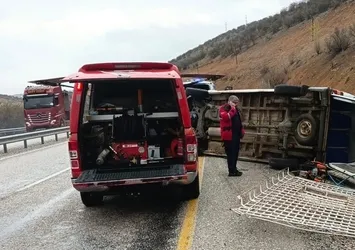 Malatya'da halk otobüsüyle yolcu minibüsü çarpıştı, 5 kişi yaralandı