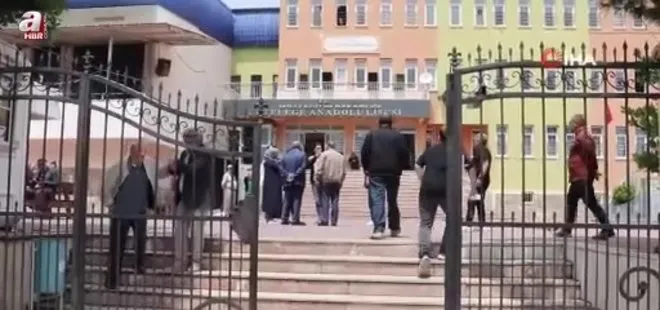 Denizli'nin Merkezefendi ilçesinde muhtarlık seçimi sürüyor