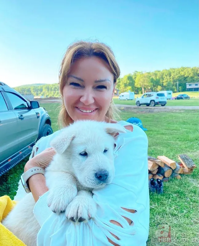 Pınar Altuğ'un paylaşımı olay oldu! İşte Pınar Altuğ'un babası ve kardeşi 2