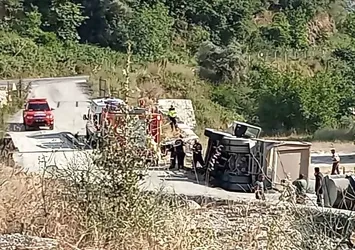 Köşk'te kum kamyonu devrildi: 1 yaralı