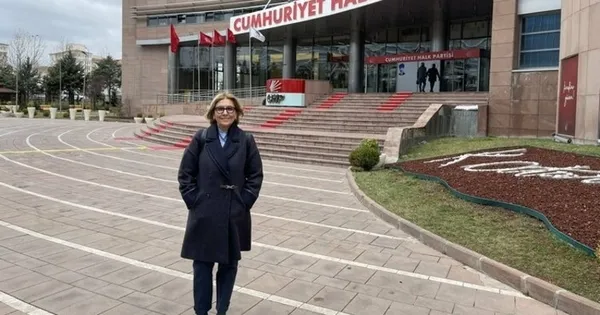 CHP’nin 14 Mayıs seçim sloganı tehdit etmek! Sahneye partinin doktoru çıktı: Şimdi YSK düşünsün bugünün yarını da var