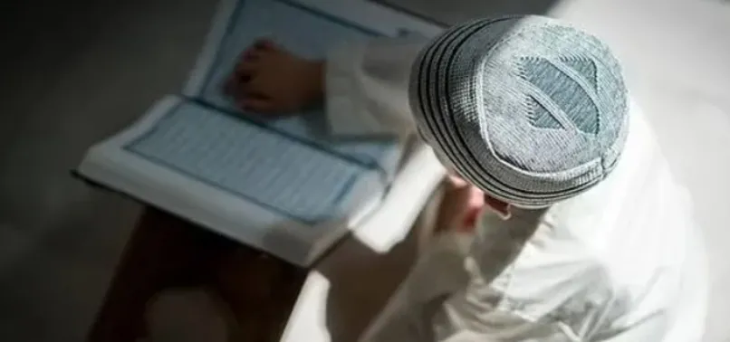 LGBT terörü ve İsrail soykırımı etkisi! İngiltere’de Hristiyan gençler hızla İslam’a geçiyor