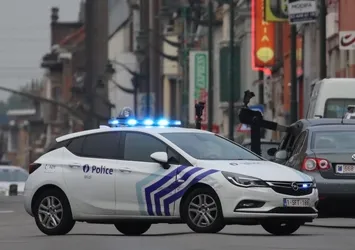 Brüksel'de bomba alarmı