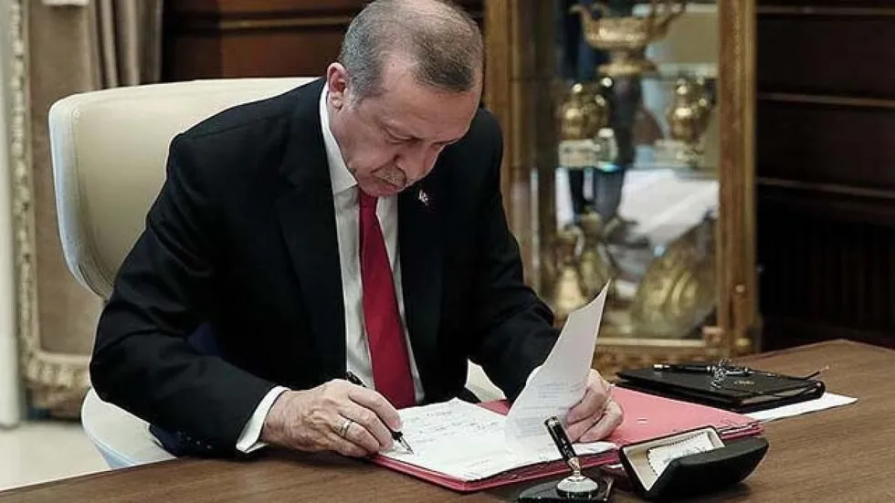 terorsuz-turkiyede-yeni-asama-takip-kurulu-sureci-nasil-isleyecek-1787118083785.jpeg Terörsüz Türkiye'de yeni aşama: Takip Kurulu süreci nasıl işleyecek? - 3