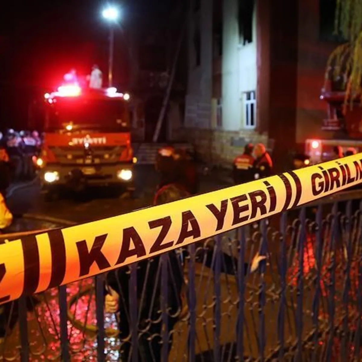 Manisa'da kardeş kavgası kanlı bitti: 1 ölü
