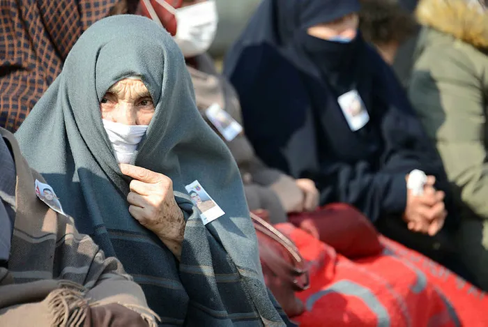 Son dakika: Gara kahramanlarına veda! Şehit annesinin sözleri yürek dağladı: Sen kalk da ben yatayım - 16