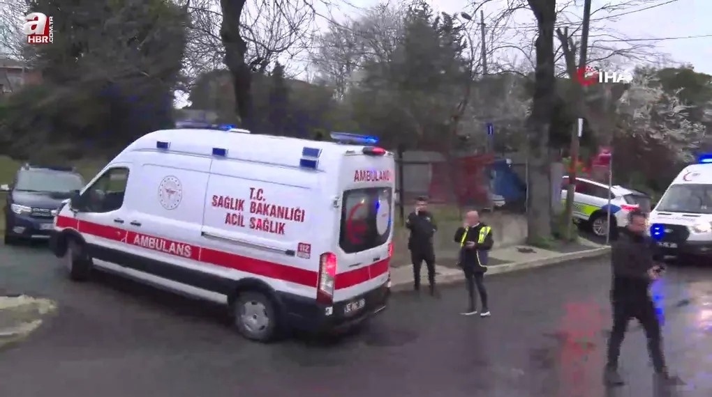 Beykoz’da İETT otobüsü kaldırıma çarptı