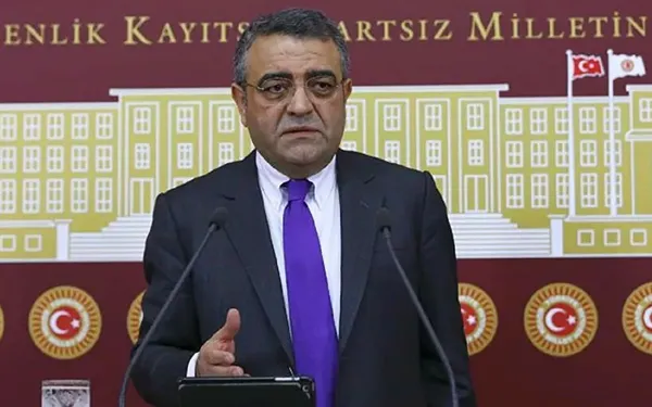 CHP’li Sezgin Tanrıkulu HDP’nin terör bağlantılı vekilleri için Türkiye’yi tehdit etti
