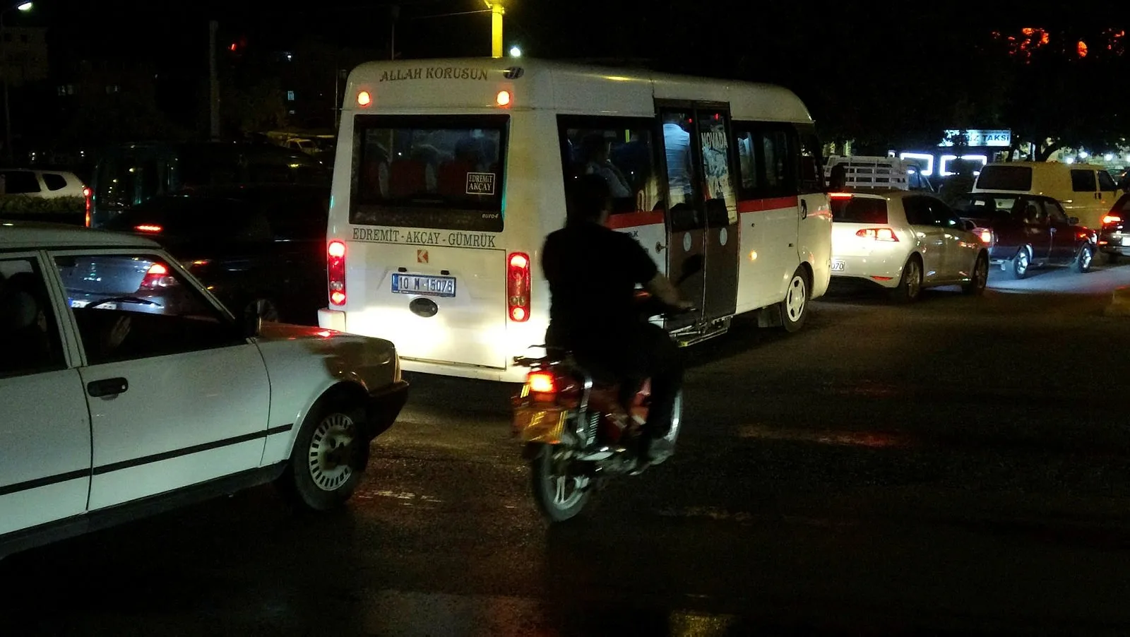 Gozde Turizm Merkezi Akcay Arac Girislerine Kapatildi