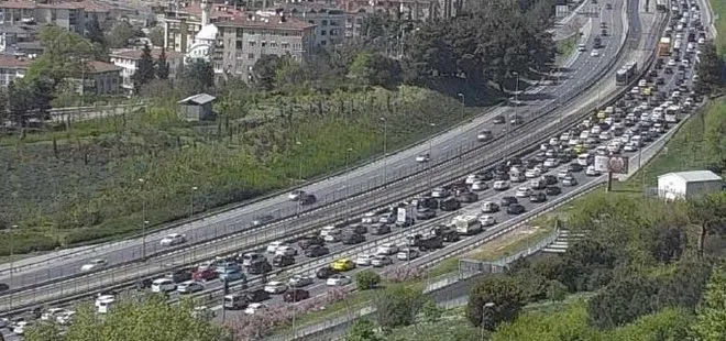 İstanbul’da trafik durma noktasına geldi! Yoğunluk yüzde 67