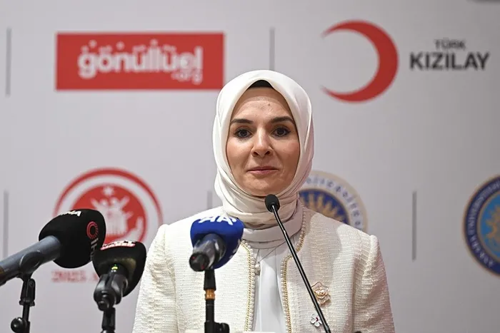 5-bin-liralik-dogum-yardimi-ne-zaman-yatacak-bakan-goktas-tarih-verdi-1745053803045.jpeg Aile ve Sosyal Hizmetler Bakanı Mahinur Özdemir Göktaş (AA)