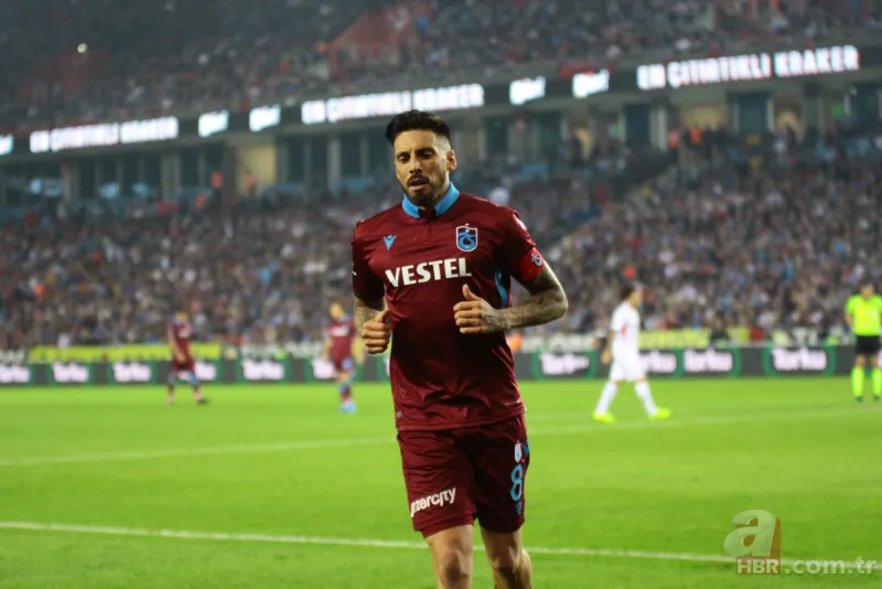 Ünal Karaman'dan flaş karar! İşte Medipol Başakşehir Trabzonspor maçı ilk 11'leri... 24