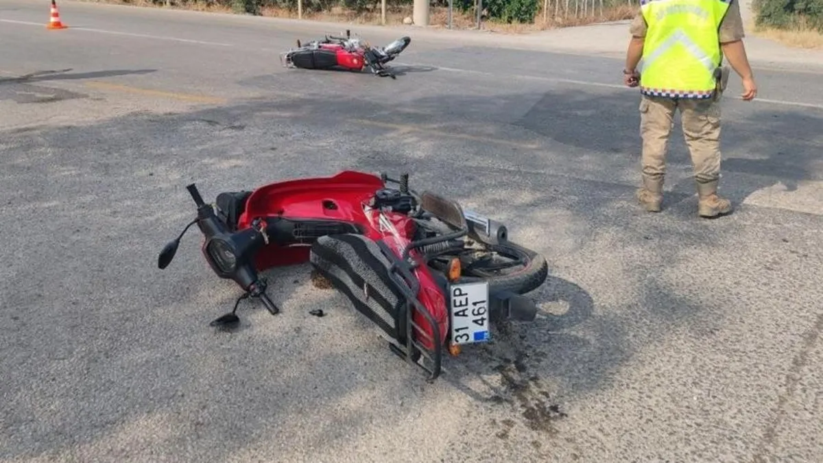 Aydın'da çarpışan iki motosikletin sürücüleri yaralandı!
