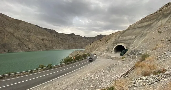 Son dakika: Başkan Erdoğan Pirinkayalar Tüneli’nin açılışını yaptı! Türkiye ile Kafkasları birbirine bağlayacak