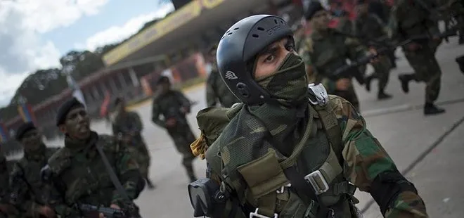 Venezuela askerleri Kolombiya’dan çekildi