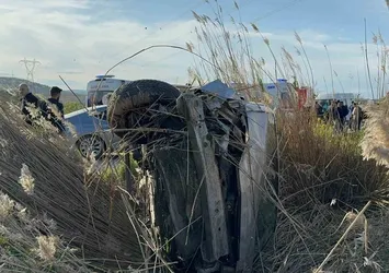 Feci kaza! Hatalı sollama kaza getirdi: 6 yaralı