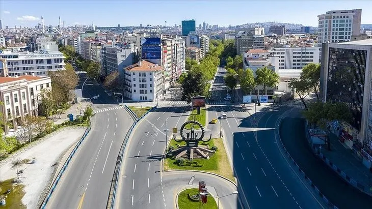 Son dakika: Bayramdan sonra kısıtlamalar yeniden başlayacak mı? Ağustos ayında sokağa çıkma yasağı geri gelecek mi?
