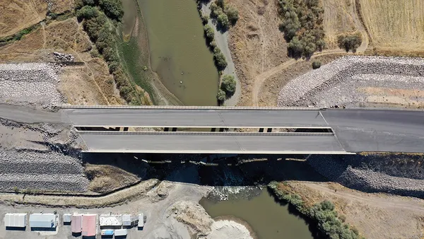 Son dakika: Ağrı-Hamur-Tutak-Patnos Yolu bugün hizmete açıldı! Başkan Erdoğan’dan önemli açıklamalar