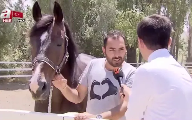 Bedelli askerlik için atını satışa çıkardı