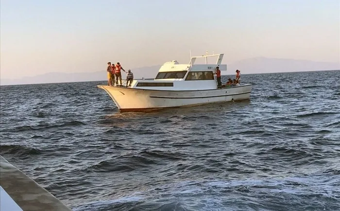 Yunanistan göçmenlere de "korsanlık" yapıyor! Foyaları ortaya çıktı - 2