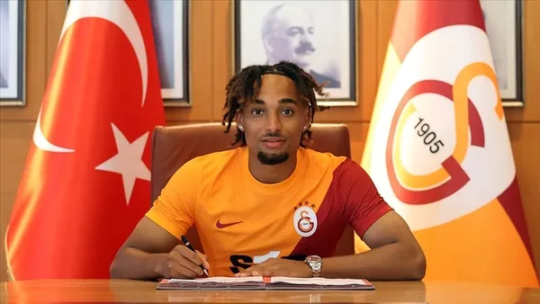 galatasaraya-trabzonspor-maci-oncesi-sacha-boey-soku-genc-yildizda-kismi-yirtik-tespit-edildi-1631210276561.jpg