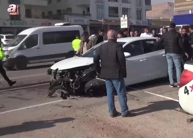 Mardin’de otomobiller çarpıştı: 3 yaralı
