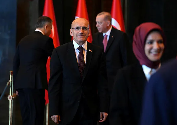 Bakan Mehmet Şimşek’ten Financial Times’a önemli açıklamalar: Güvenin geri döndüğüne dair güçlü kanıtlar var