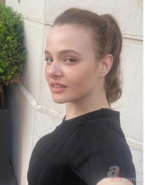 Birbirleriyle akraba olduklarını bilmediğiniz ünlüler! Kimi babası, kimi kuzeni! Ceyda Düvenci, Şevval Sam, Miray Daner... 22