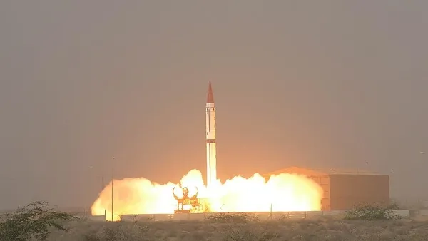 Kuzey Kore yeni füzesini denedi! Japonya alarma geçti - 4