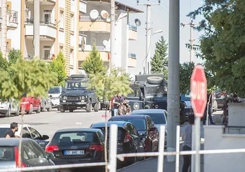 Gaziantep'te canlı bomba kendini patlattı: 3 şehit