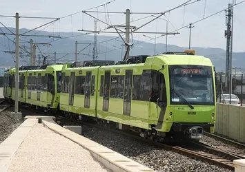 Bursa'da yerli vagonlar rayda