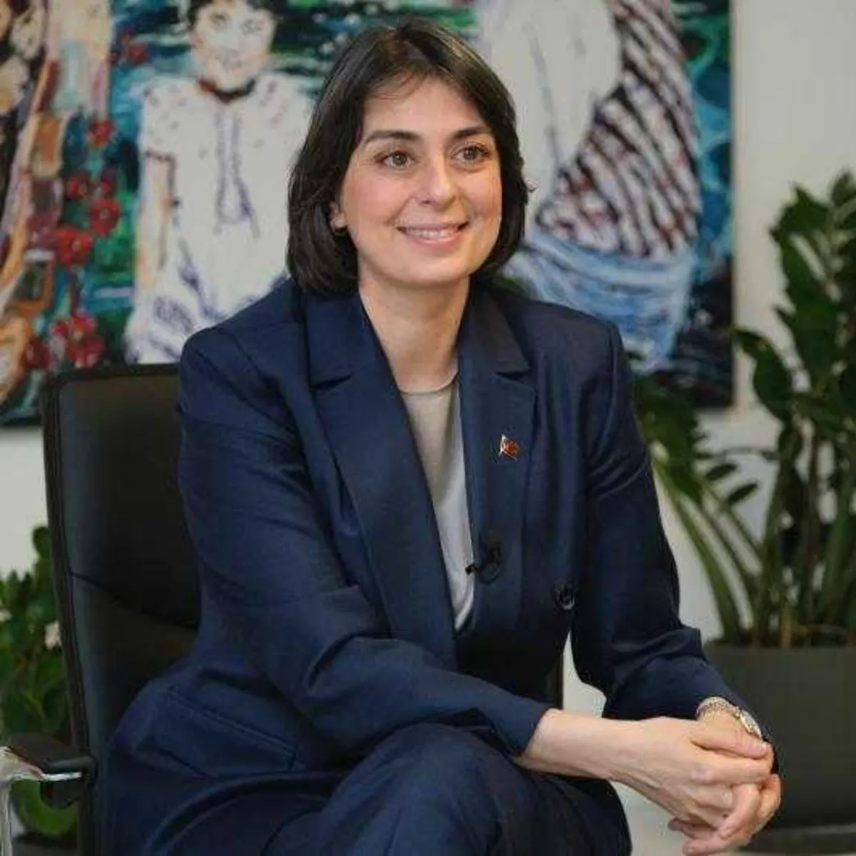 Üsküdar Belediye Başkanı Sinem Dedetaş Görevden Uzaklaştırıldı