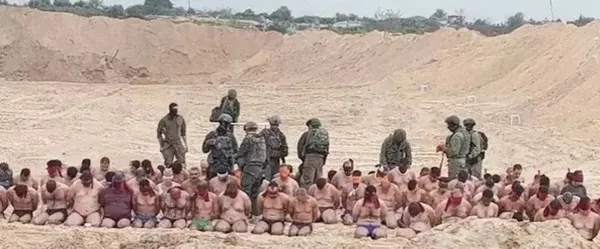 Bunlar hem katil hem kansız! İşgalci Netanyahu’nun danışmanı Regev çıplak gözaltına alınan Filistinlilerle aklı sıra dalga geçti