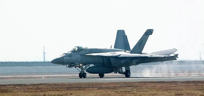 İki ABD uçağı Japonya açıklarında çarpıştı