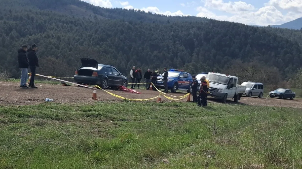 Kütahya’da acı olay: Aracın altında kalan yaşlı adam yaşamını yitirdi