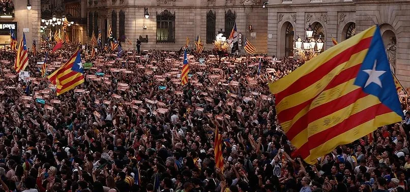 Katalan bakanların korumaları ve şoförleri geri çekildi