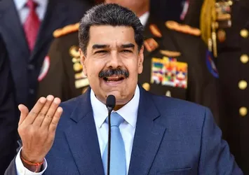 Maduro'dan halkına çağrı: Herkes oy vermeye!