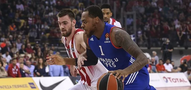 Anadolu Efes seriyi eşitleme peşinde