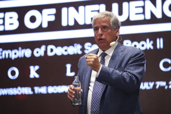 ABD’li avukat Robert Amsterdam FETÖ’cü Enes Kanter’in kirli bir yüzünü daha ortaya çıkardı: Silah şirketiyle bağlantını açıkla