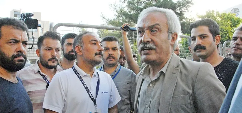 Görevden alınan Diyarbakır Büyükşehir Belediyesi Başkanı Selçuk Mızraklı PKK'nın özel doktoru çıktı