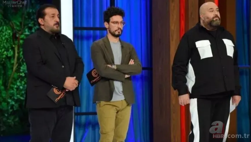 MasterChef'te kim elendi? Fatma Nur mu, Tolga mı? Gözyaşları sel oldu! İşte 27 Kasım MasterChef elenen isim... 11